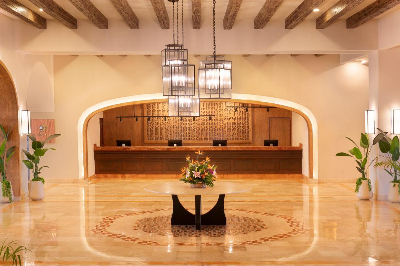 Gr Solaris Cancun
